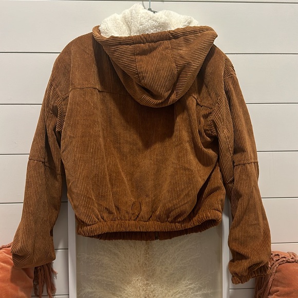 Cropped jacket - Picture 3 of 3
